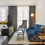 Hyperion 5*