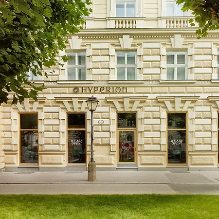 Hyperion Hotel 5*