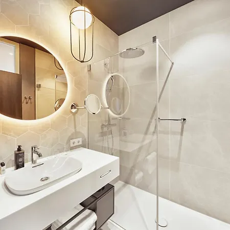 The Cloud One Salzburg, Part Of The Motel One Group Ξενοδοχείο 4*